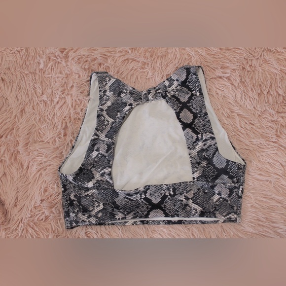 Very nice women’s python top - Picture 2 of 2